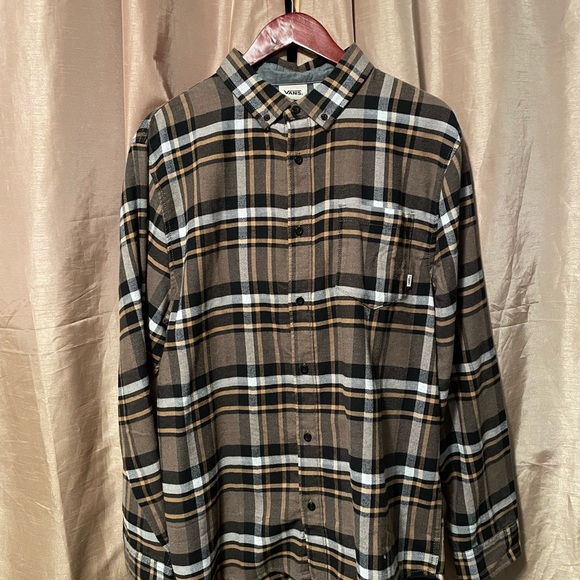 Vans classic fit large flannel. - Picture 1 of 4
